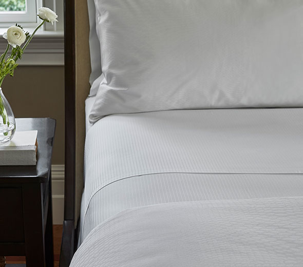 The Ritz-Carlton Hotel Hotel Stripe Bed & Bedding Set